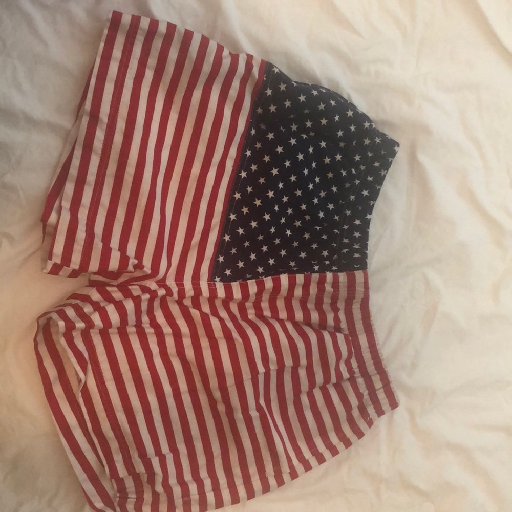 Men’s American Flag Cubbies Size Large